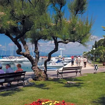 Διαμέρισμα In Malinska/insel Krk 14366 *